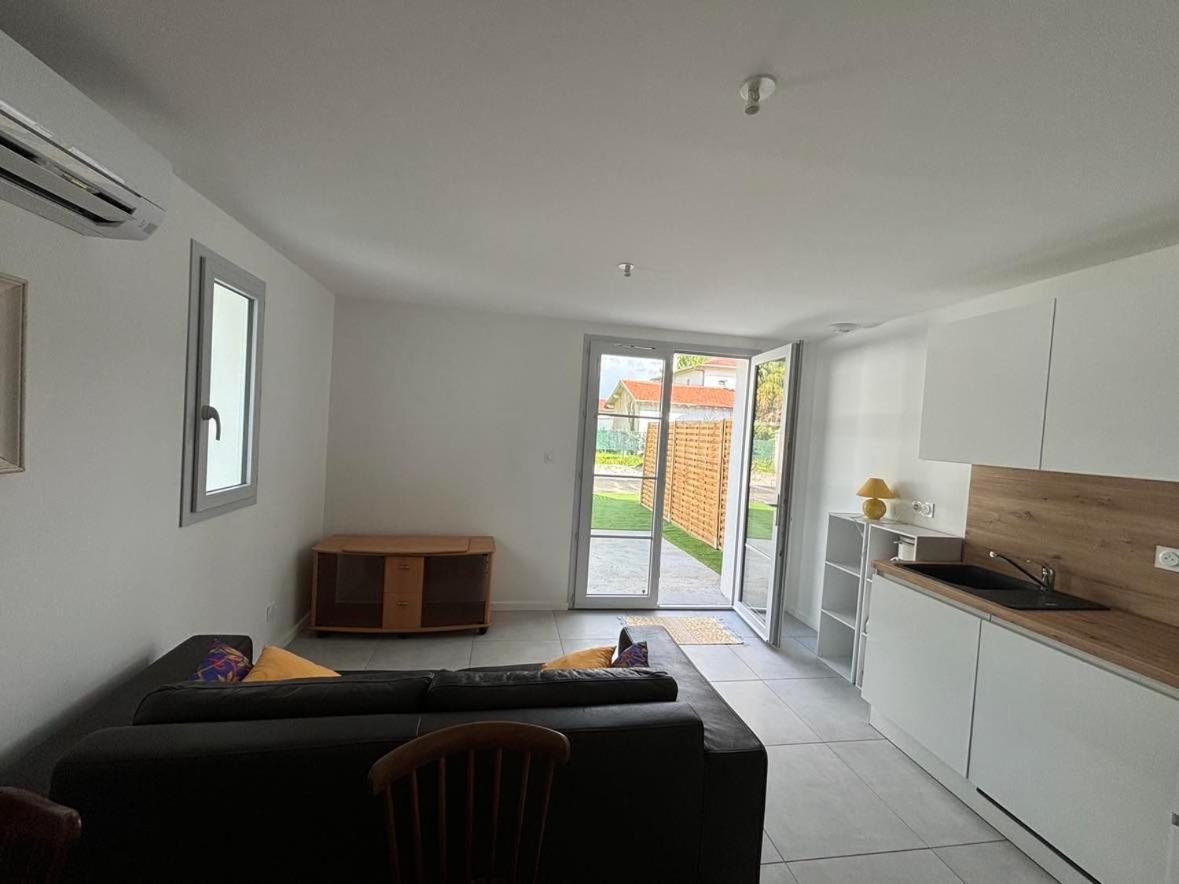 Apartment Au Centre De Les Bains